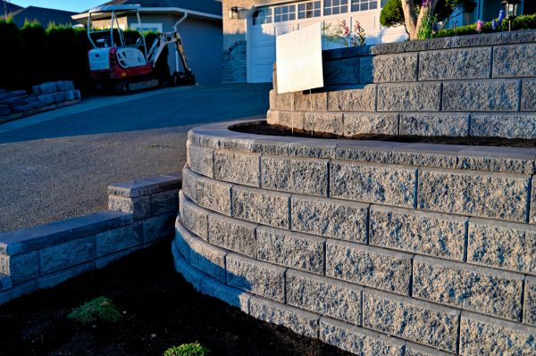 Stone Retaining Wall Repair in Annapolis