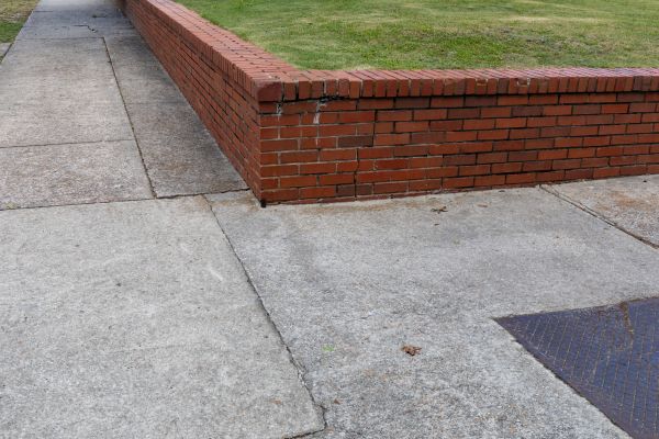 Brick Retaining Wall Repair in Annapolis